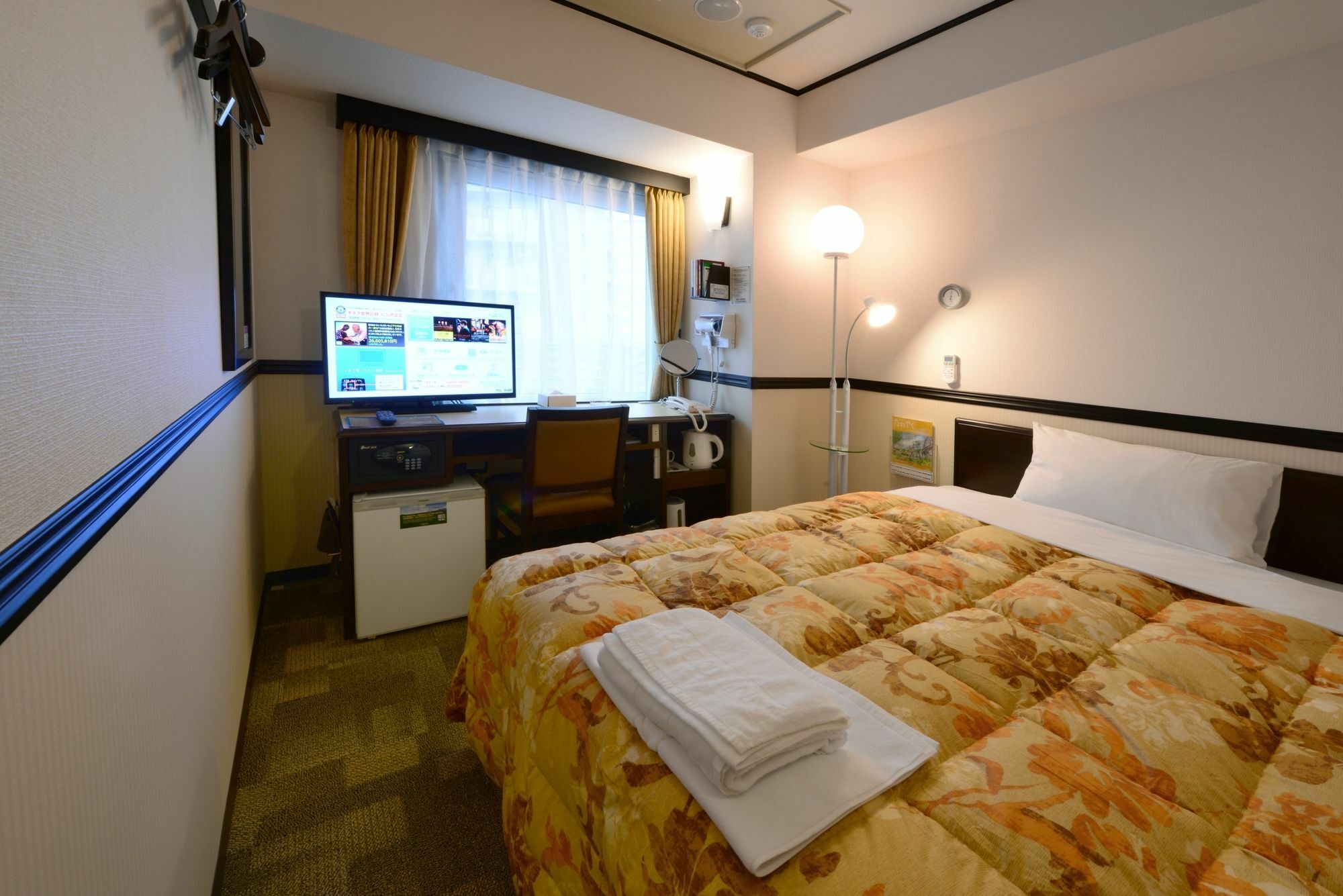 Toyoko Inn Osaka Shinsaibashi Nishi Bagian luar foto